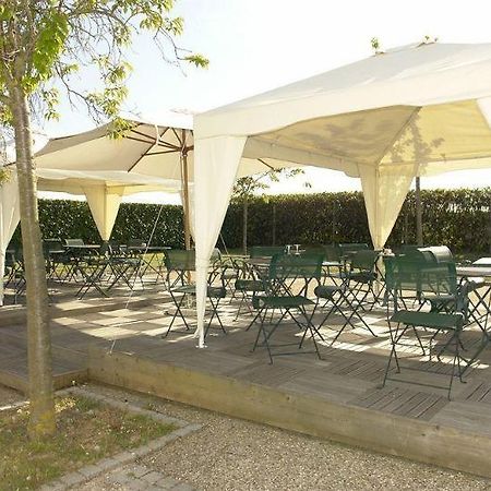 La Bonne Etape Hotell Évreux Exteriör bild