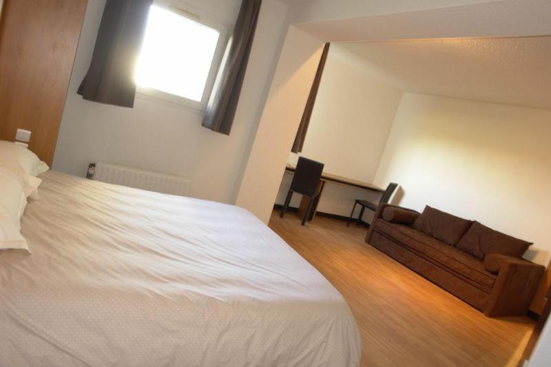 La Bonne Etape Hotell Évreux Exteriör bild