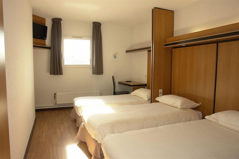 La Bonne Etape Hotell Évreux Exteriör bild